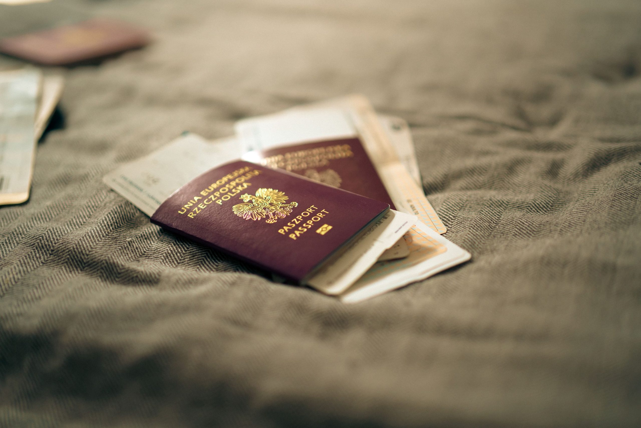 Passeport polonais documents voyage identité